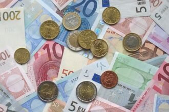 Euro Coins And Banknotes (cropped)